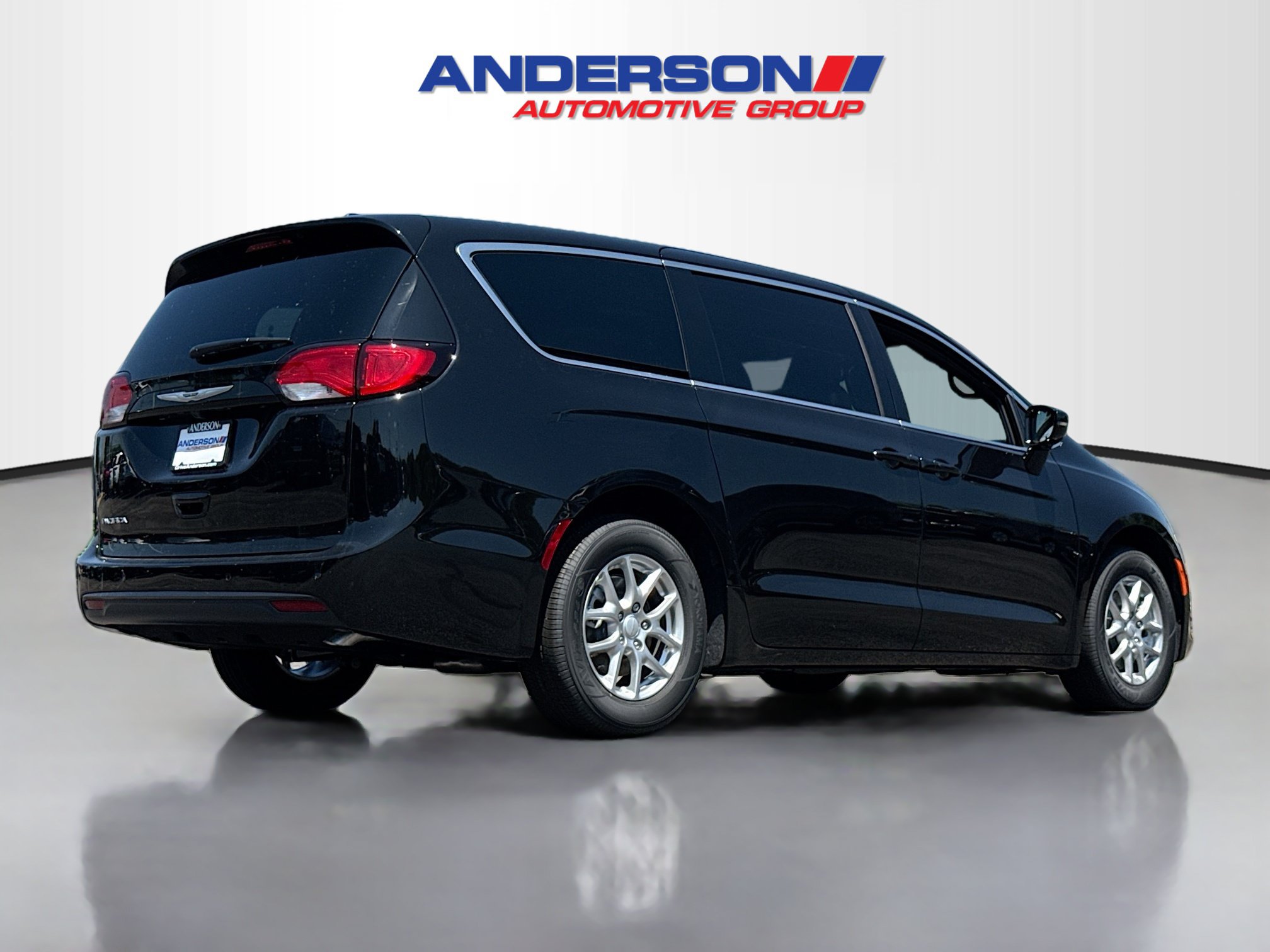 New 2027 Chrysler Pacifica LX FWD image 2