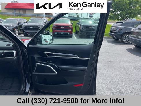 Certified 2024 Kia Telluride S w/ S Sunroof Package AWD/4WD image 58