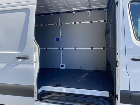 New 2025 Mercedes-Benz Sprinter 2500 image 6