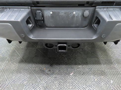 Used 2023 Ford F250 Lariat w/ Lariat Ultimate Package image 39