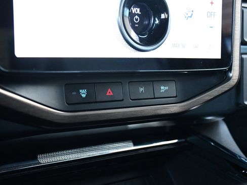 Used 2023 Ford F150 Lightning Lariat image 28