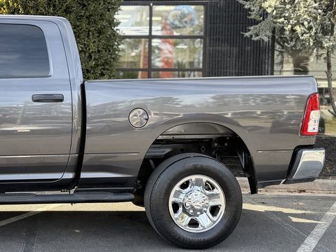 Used 2022 RAM 2500 Tradesman image 11