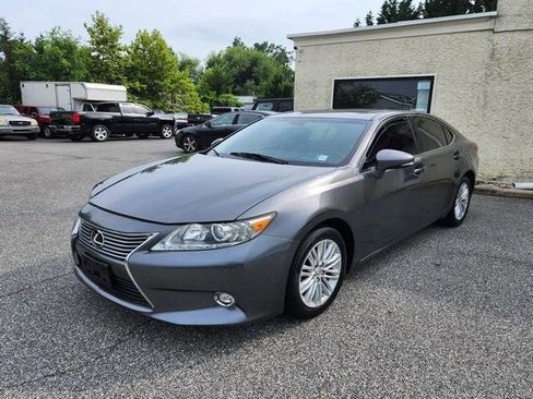 Used 2014 Lexus ES 350 w/ Luxury Package image 3