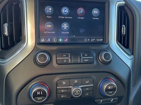 Used 2022 Chevrolet Silverado 3500 LT w/ Convenience Package AWD/4WD image 40