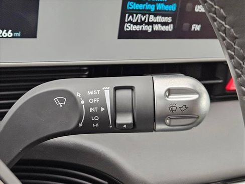Used 2024 Hyundai Ioniq 5 SEL RWD image 23