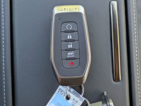 New 2025 INFINITI QX80 Autograph image 34