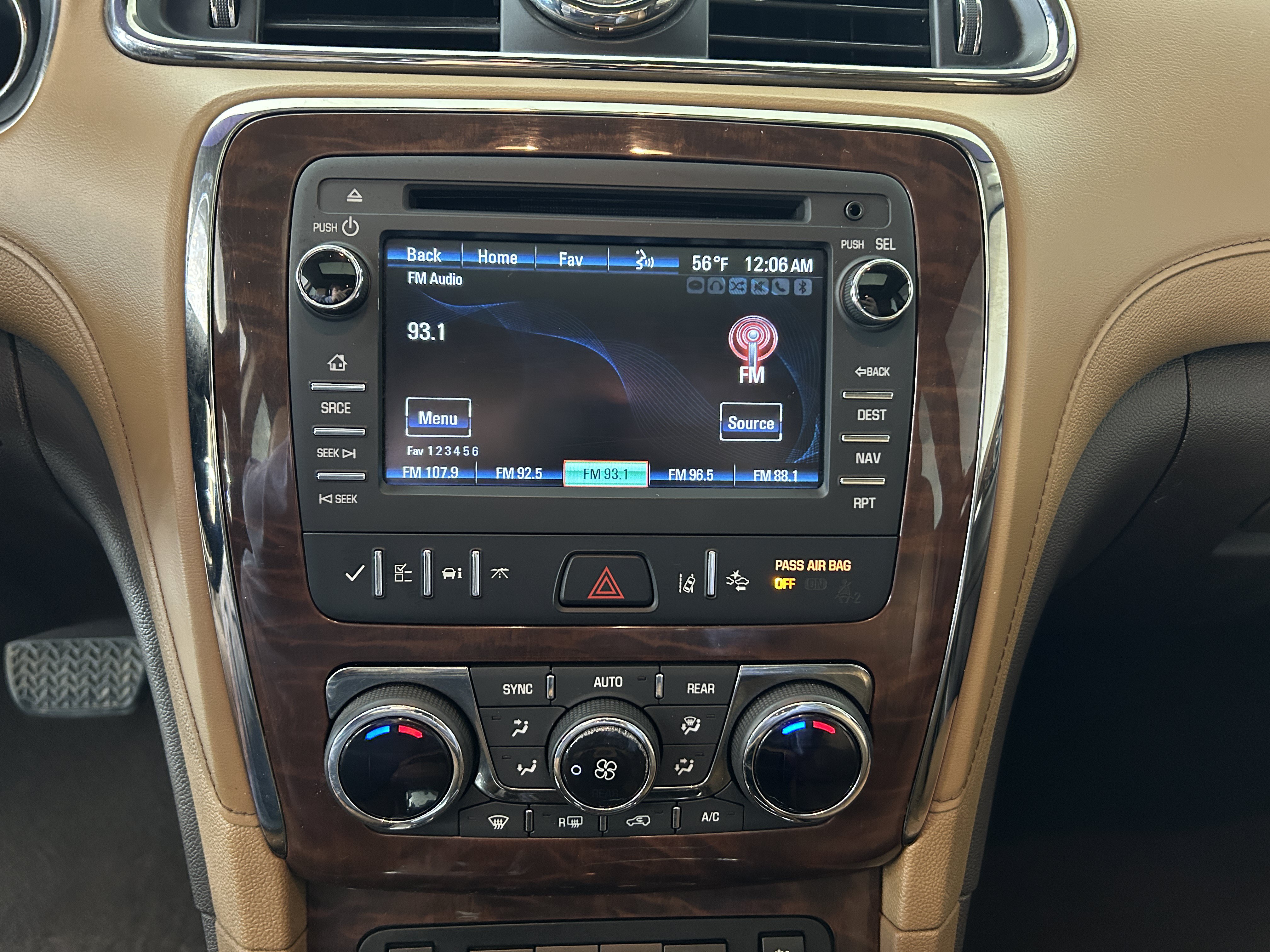 Used 2017 Buick Enclave Premium w/ Experience Buick Package AWD/4WD image 19
