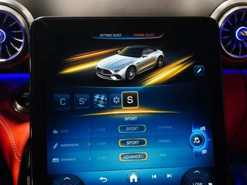 Certified 2022 Mercedes-Benz SL 55 AMG 4MATIC image 28