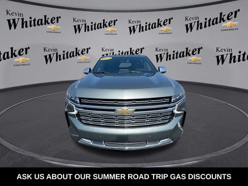 Certified 2023 Chevrolet Suburban Premier RWD image 3