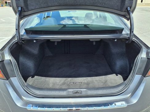 Used 2023 Nissan Altima 2.5 SR w/ SR Premium Package FWD image 21
