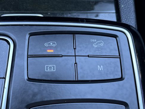 Used 2017 Mercedes-Benz GLS 450 4MATIC image 8