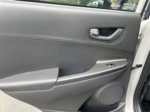 Used 2023 Hyundai Kona SEL w/ Cargo Package image 13