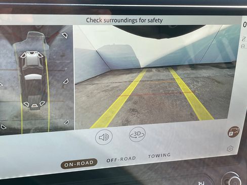 New 2026 Land Rover Defender 110 S image 29