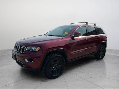 Used 2019 Jeep Grand Cherokee Laredo