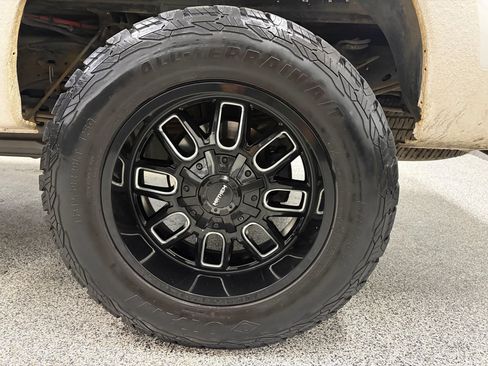 Used 2012 Ford F250 Lariat w/ Camper Pkg AWD/4WD image 9
