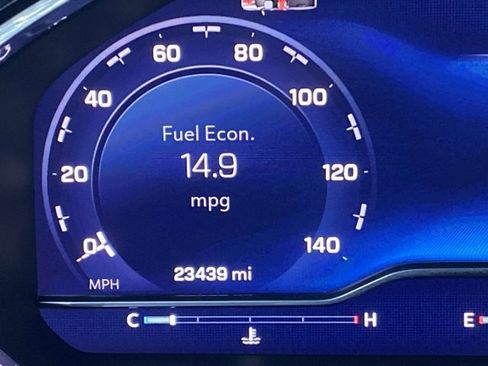 Used 2024 Chevrolet Silverado 3500 LT w/ Convenience Package image 16