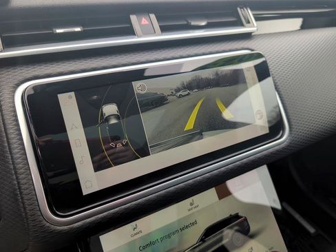 Used 2023 Land Rover Range Rover Velar R-Dynamic S image 23