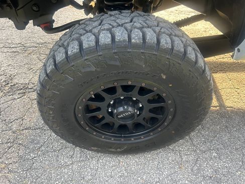 Used 2015 RAM 2500 Laramie AWD/4WD image 25