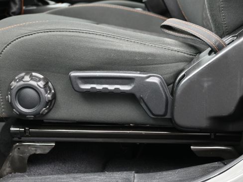 Used 2020 Jeep Gladiator Mojave w/ Trailer Tow Package AWD/4WD image 10