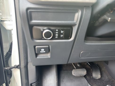Used 2023 Ford Expedition Max XLT AWD/4WD image 10