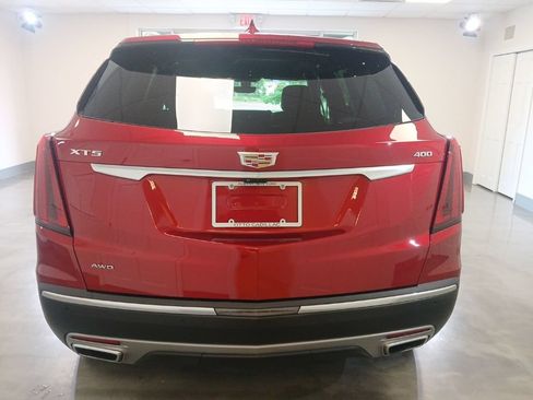 Certified 2025 Cadillac XT5 Premium Luxury w/ Technology Package AWD/4WD image 12
