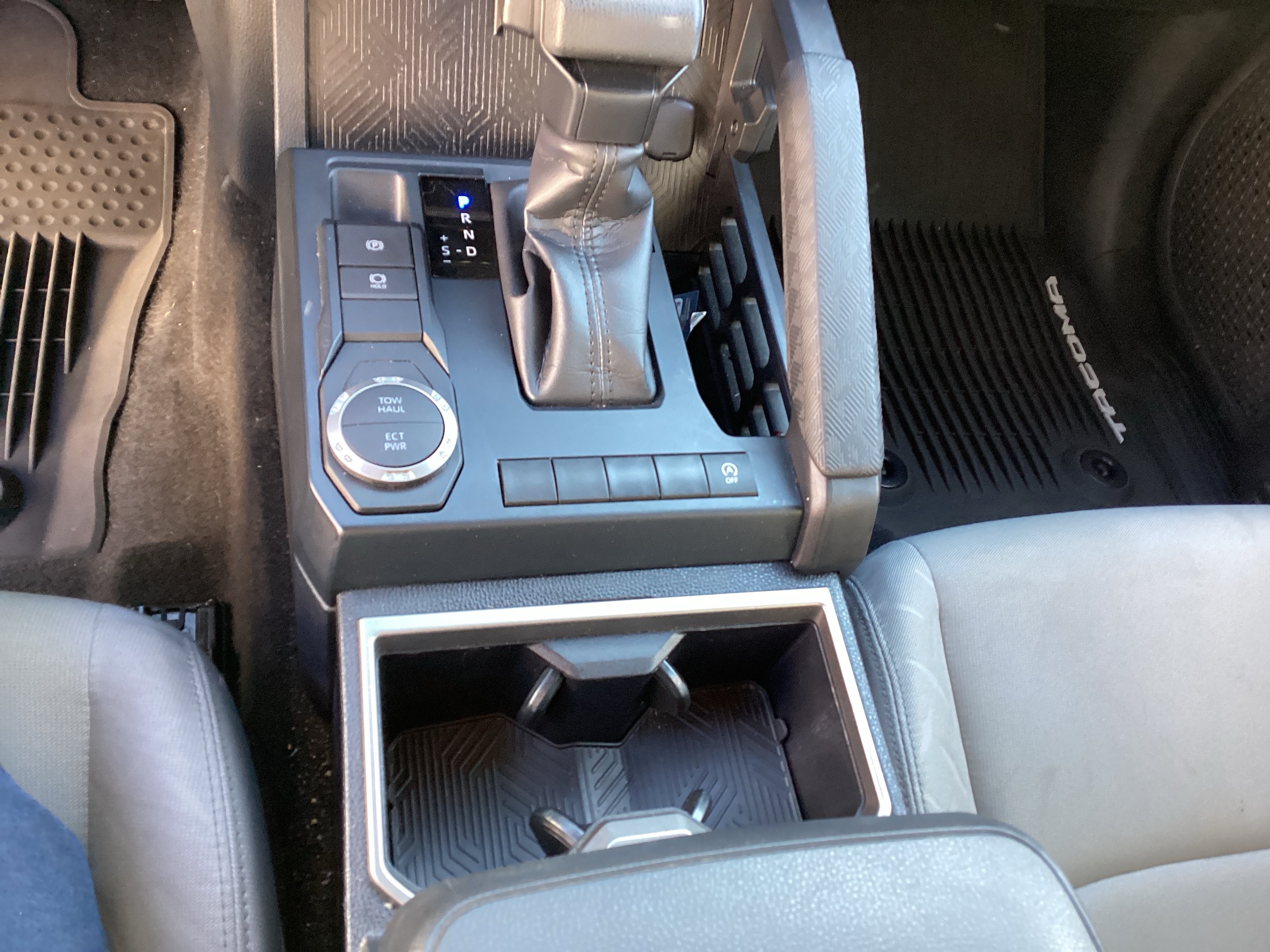 Used 2024 Toyota Tacoma SR5 RWD image 16