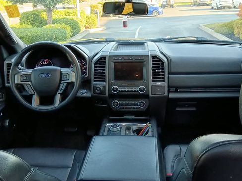 Used 2021 Ford Expedition Max XLT AWD/4WD image 5
