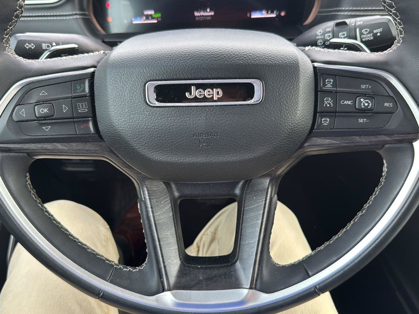 Used 2024 Jeep Grand Cherokee Limited 4xe AWD/4WD image 20