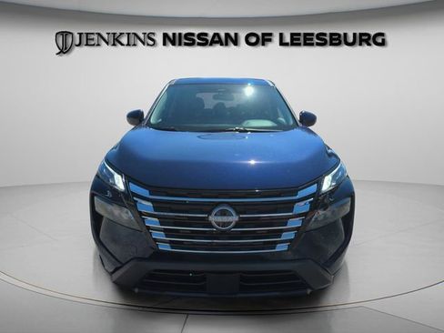 New 2026 Nissan Rogue SV image 3