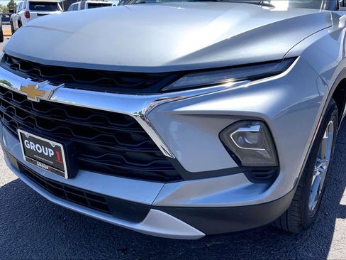 Used 2025 Chevrolet Blazer LT FWD image 30