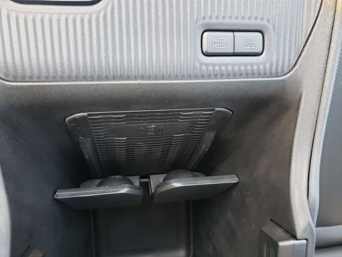 New 2026 Jeep Cherokee Limited AWD/4WD image 18