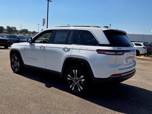 New 2027 Jeep Grand Cherokee Limited AWD/4WD image 9
