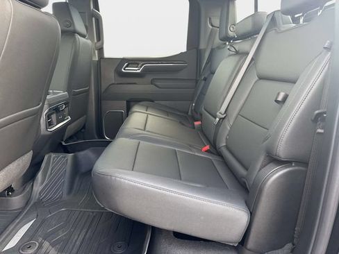 New 2026 GMC Sierra 1500 SLT w/ SLT Premium Package AWD/4WD image 12