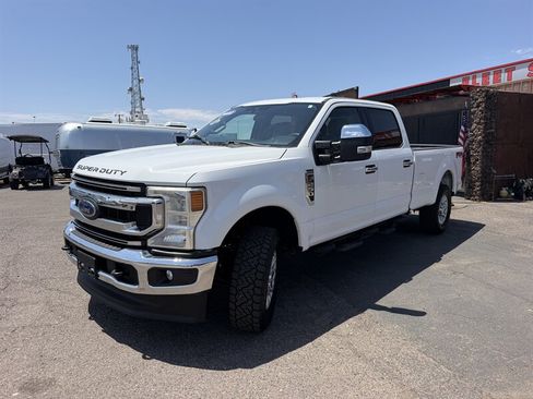 Used 2022 Ford F250 XLT w/ XLT Value Package AWD/4WD image 6