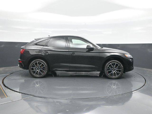 Used 2024 Audi SQ5 Prestige w/ Prestige Package AWD/4WD image 8
