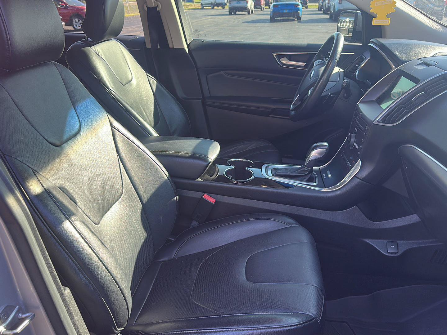 Used 2016 Ford Edge Titanium w/ Equipment Group 301A AWD/4WD image 17