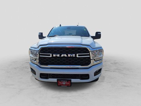 Used 2024 RAM 2500 Big Horn w/ Off Road Package image 3