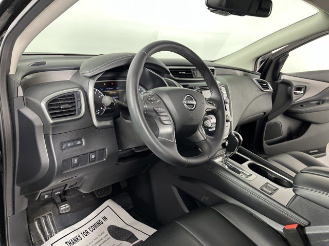Used 2023 Nissan Murano SV w/ SV Midnight Edition Package FWD image 16