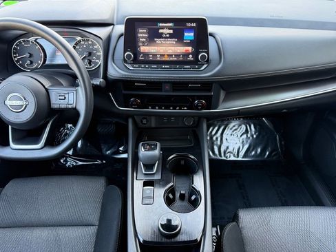 Certified 2024 Nissan Rogue SV image 19
