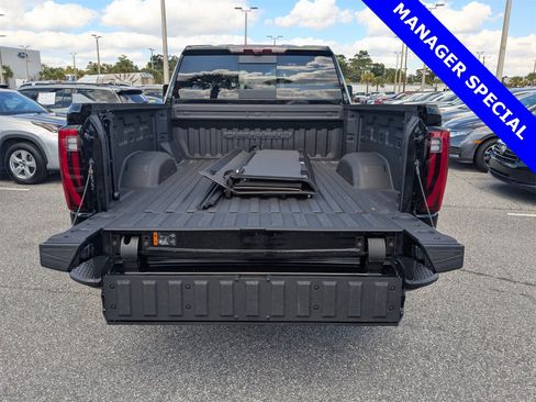 Used 2024 GMC Sierra 3500 Denali Ultimate image 13