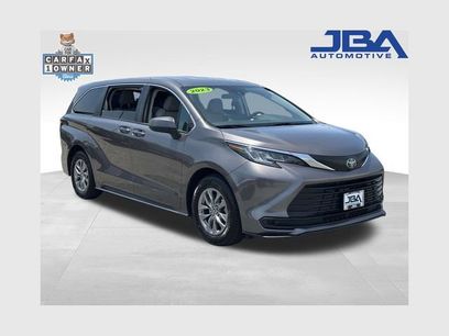 Used 2023 Toyota Sienna LE