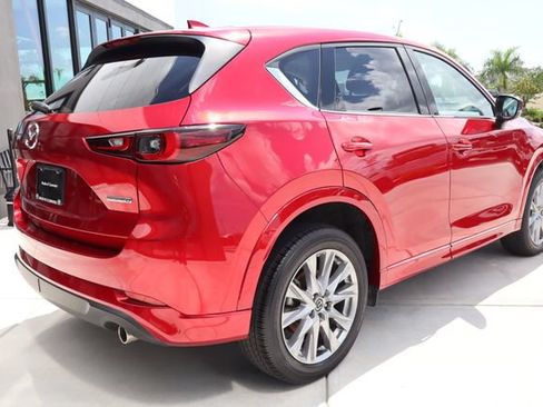 Used 2024 MAZDA CX-5 AWD 2.5 S w/ Premium Package image 3