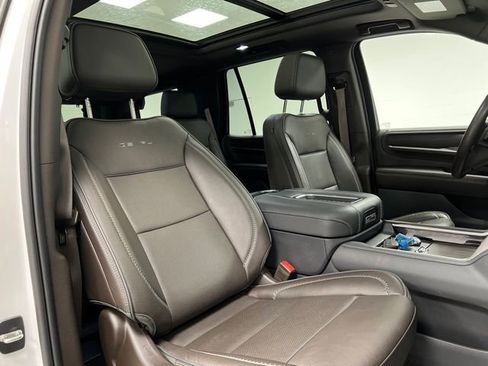 Used 2023 GMC Yukon Denali image 57