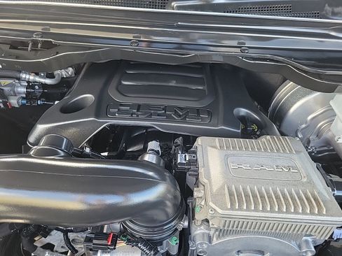 Used 2019 RAM 1500 Limited image 12