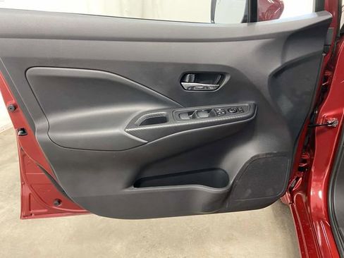 New 2025 Nissan Versa SV w/ Trunk Package image 10