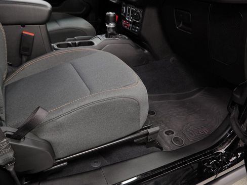 Certified 2024 Jeep Wrangler Willys image 45