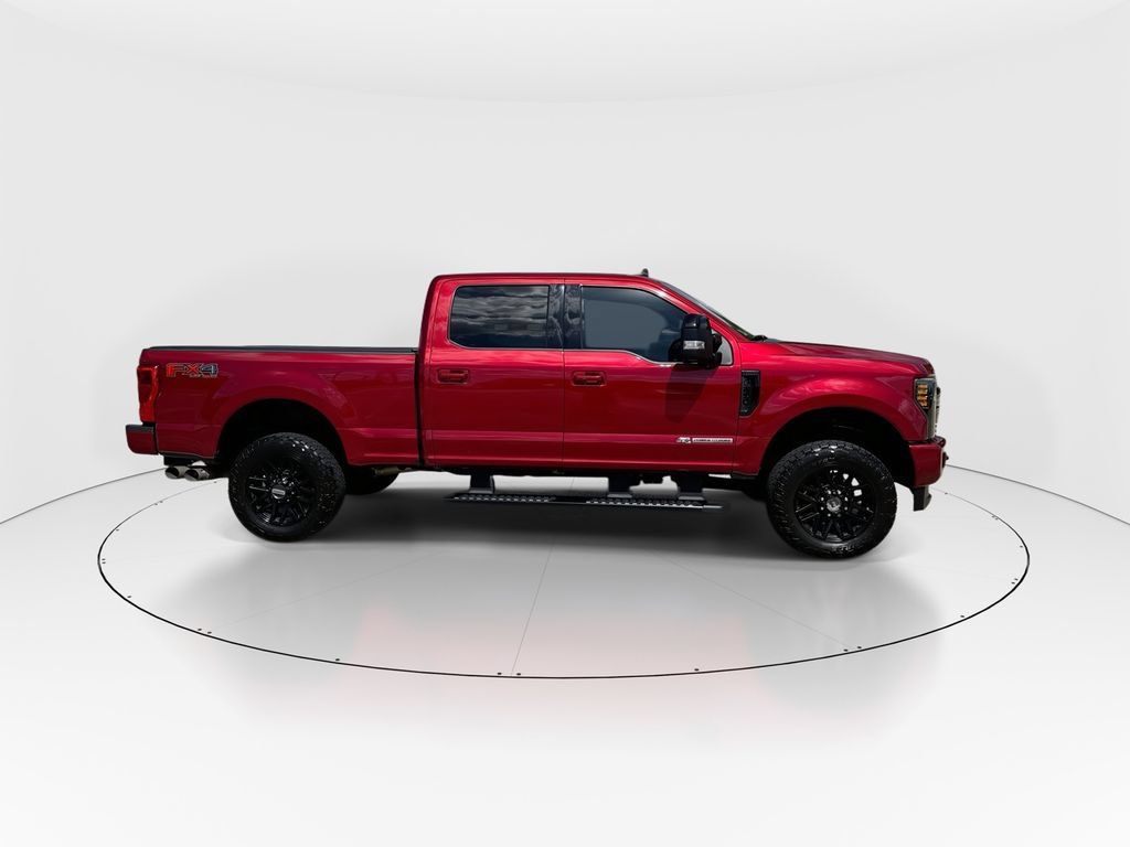 Used 2019 Ford F250 Lariat w/ Lariat Ultimate Package AWD/4WD image 9