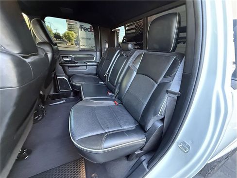 Used 2021 RAM 2500 Laramie w/ Night Edition image 21
