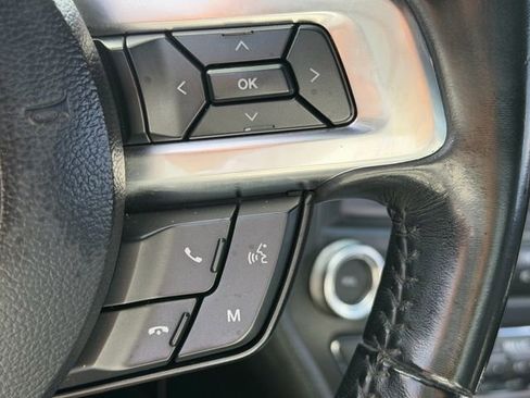 Used 2020 Ford Mustang Premium RWD image 24