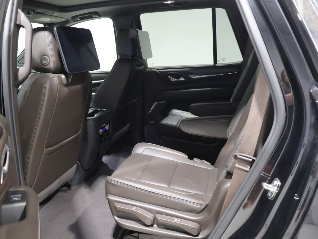 Used 2024 GMC Yukon Denali w/ Denali Reserve Package AWD/4WD image 17